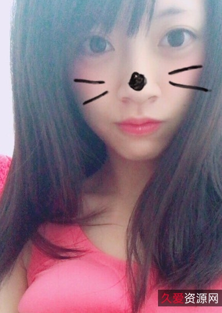 留学生美女私密曝光！视频大小70p+350m，清纯外表内心风情万种