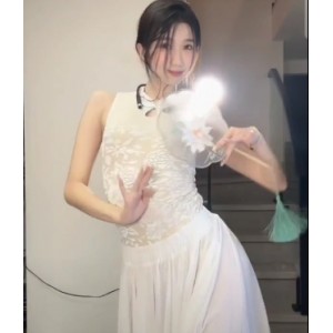 抖音美女主播神通擦边闪现百度盘视频