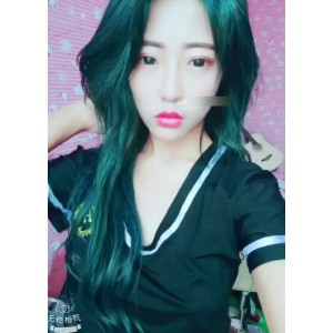 颜值小浪货，快手精神辣妹岩岩妹妹3四人游43V306M百度盘下载
