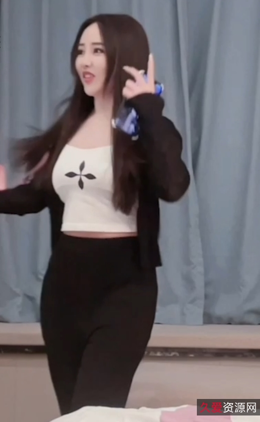 探花小飞哥高端边缘精品合集，9部视频总大小6.66G，百度盘存储