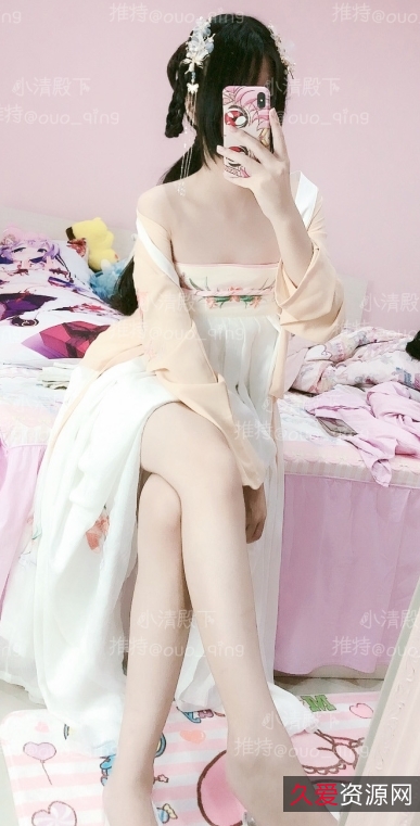 小清殿下汉服4套合集，百度盘秒传，多种下载方式供选择