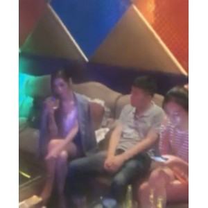 芷晴套路直播：丝足剧情指教，视频52g，百度ED2K收藏狂潮