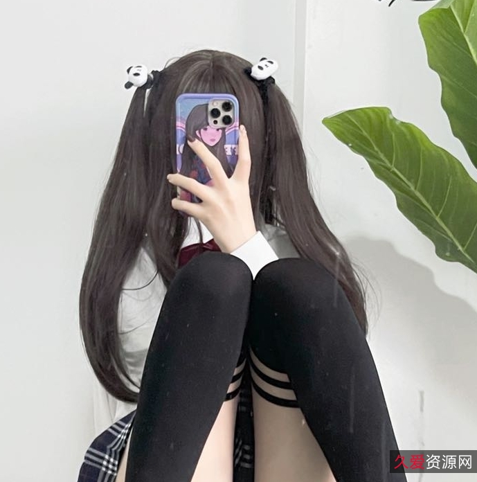 感受到生活的乐趣，还可以被这对可爱夫妻的幸福故事所感动。收藏这些视频，就像是收藏了一份温馨的回忆。