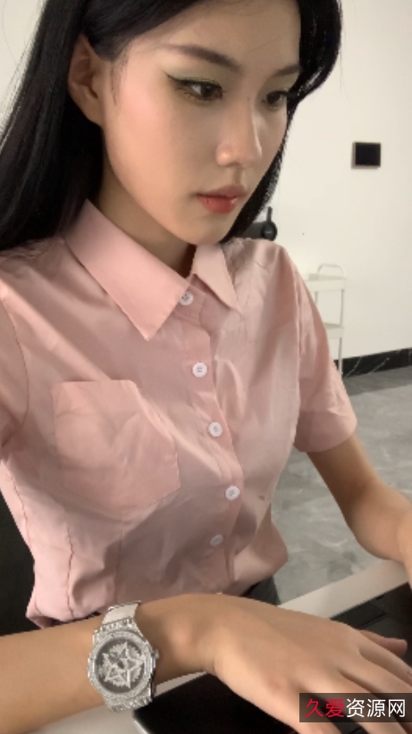 情易直播胆胆38v15.3g：尺度适中，按需下，百度、ED2K都有