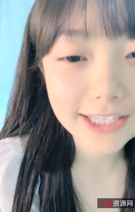 萌系超火主播初樱104g合集:幼齿形象走红,备受收藏和追捧!