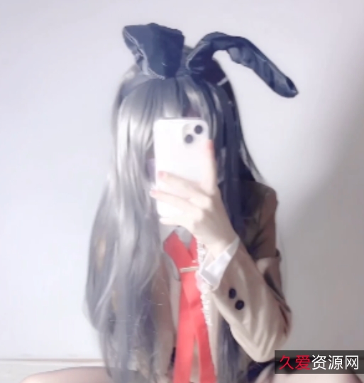 反差小妹子小灵酱：13v3.8g视频收藏，百度ED2K奈酱人气爆棚