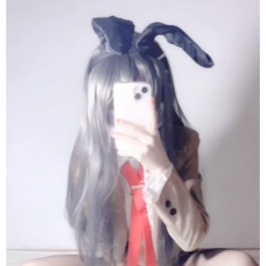 反差小妹子小灵酱：13v3.8g视频收藏，百度ED2K奈酱人气爆棚