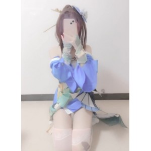 反差小妹子小灵酱：13v3.8g视频收藏，百度ED2K奈酱人气爆棚