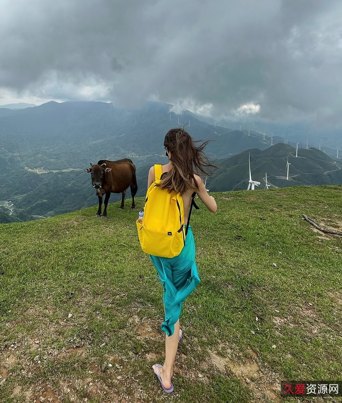 男同收藏展示：2个视频2.036g，独特眼光分割线展示