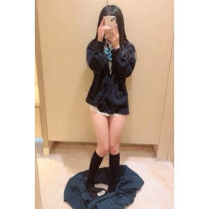 白白白羊（京鱼儿）416v169.5g：活力清新美女主角，收藏数高达629，多彩内容让你目不暇接！