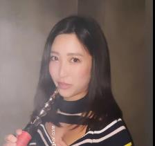 OF顶级气质颜值模特Mizukawa泳池度假图集[95V2.4G]
