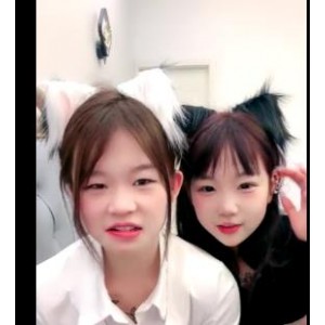 热榜女神自拍视频合集，姐妹花年轻活泼露脸秀舞蹈3部