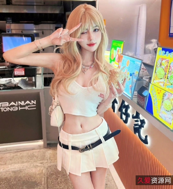 AI网红小柔等去衣视频[P：64+29.5MB]：转载搬运微博热议