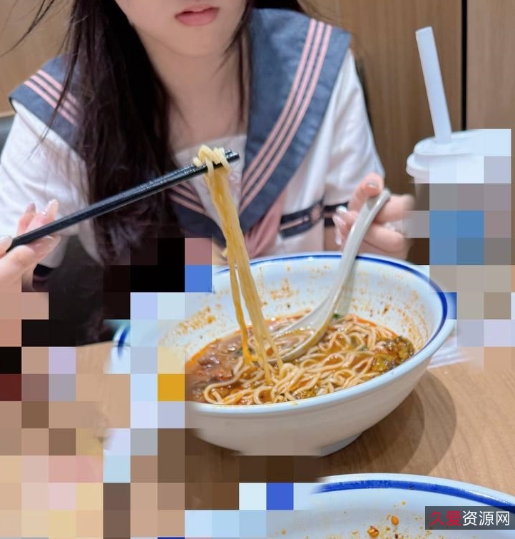 海角清风，舞帝利哥户外互动视频10v1.59g，百度ED2K收藏