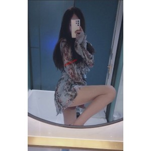 OnlyFans@TS赵汝珍新作合集107个视频–11.5G精彩呈现赵汝珍在OnlyFans平台上以其独特魅力吸引了众多粉丝，此次发布的合集包含107个视频，总大小为11.5G，内容丰富多样，适合所有喜爱她作品的观众。她在视频中展现了多种风格，既有温柔细腻的瞬间，也有大胆性感的表现，令观众目不转睛。此次合集不仅是她与粉丝互动的延续，更是她在OnlyFans上的全新尝试，定能让每位粉丝找到心仪的内容