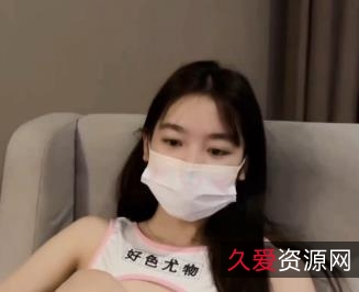 优米酱:自拍棒棒糖下水道,小狗眼神S劲魅力,观看下载