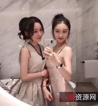 抖音清纯女神晓雅最新合集2V1.3G，自拍经典再现