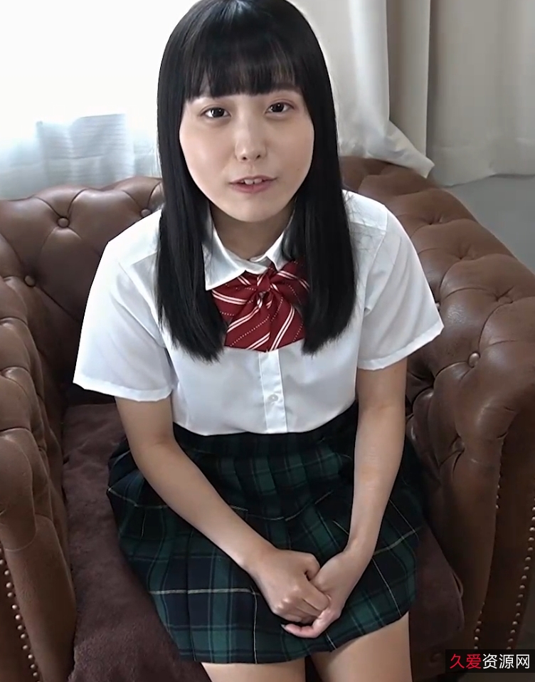 清秀女大学生震撼表现，GIF求出处系列视频1v+8G值得下载