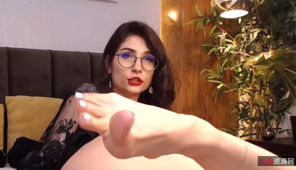 Aimeekelly美腿丝足视频合集，包含163个精彩瞬间，独特收藏，百度单独购买可享115元优惠，10.16去重更新！