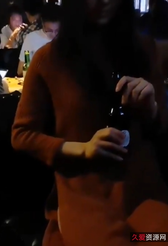 展示界鼻祖草莓穆斯最新合集49V901M，心德维拉与荒野小蛮腰