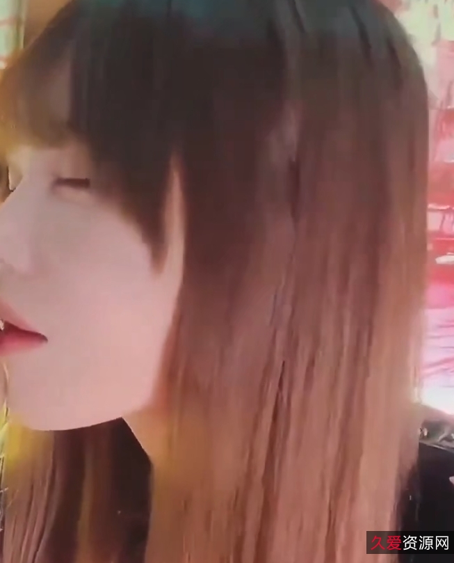 伪娘百度盘美妙境界合集1V1.3G，漂亮妹子互亲抽搐