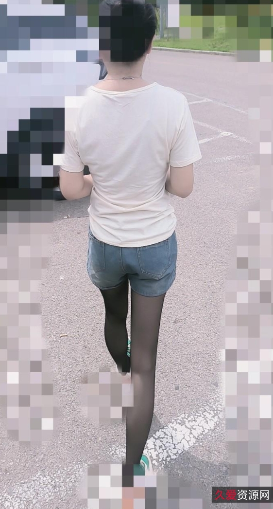 优质丈母娘海角母女双人游戏最新合集46V5.29G，精彩互动！