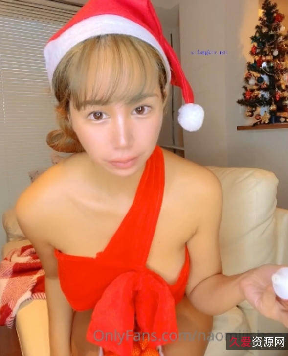 优质百度盘蜜桃臀女神naomi放飞自我1V338MB，神秘魅力尽显