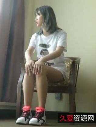 资源足系列抖0高冷艾彩合集38V3.4G，团体御姐表情