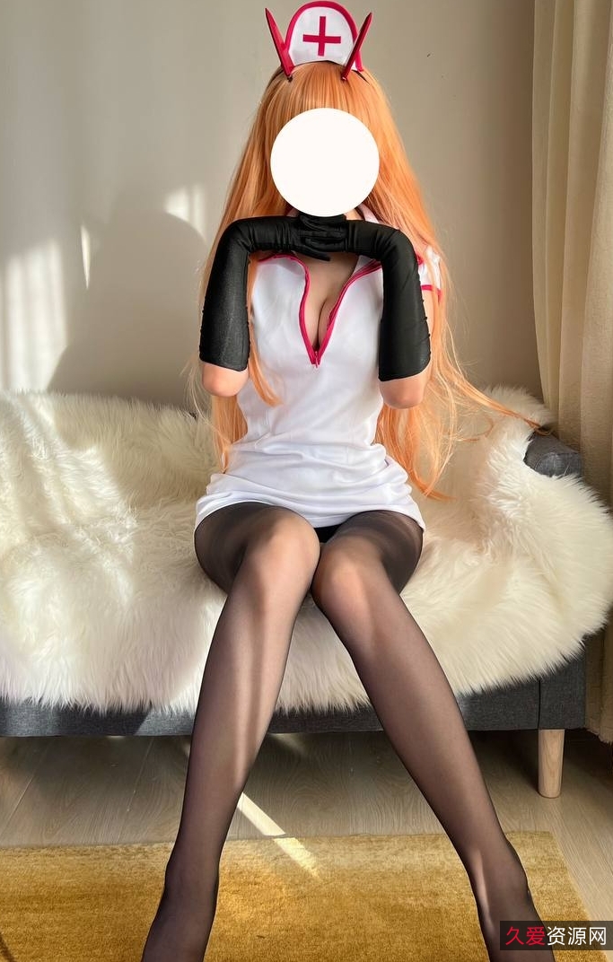 福利姬百度盘黑丝御姐小空最新合集8V2四人游1.95G，精彩多样角色