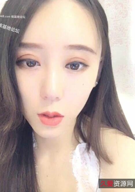 虎牙美女艾薇儿baby最新合集112V69.2G,化妆cos欧美女神