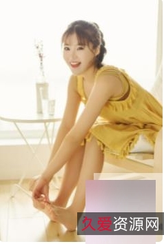 清纯美少女高清视频合集橙橙90V108G，情感陪聊与宠粉直播