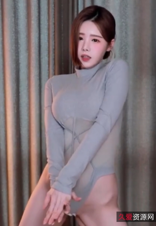 网络PhutHon大摆锤热舞11部2.77G太诱人了