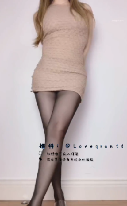 推特蜜桃沐沐热舞10V优质合集384MB