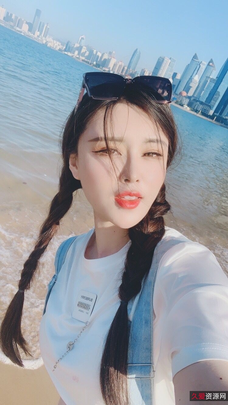 一只萌宠吊带热舞视频1部695M极致妖娆