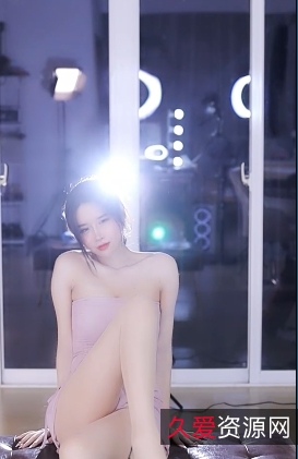 小恩雅CC直播35部4.3G扭腰名场面