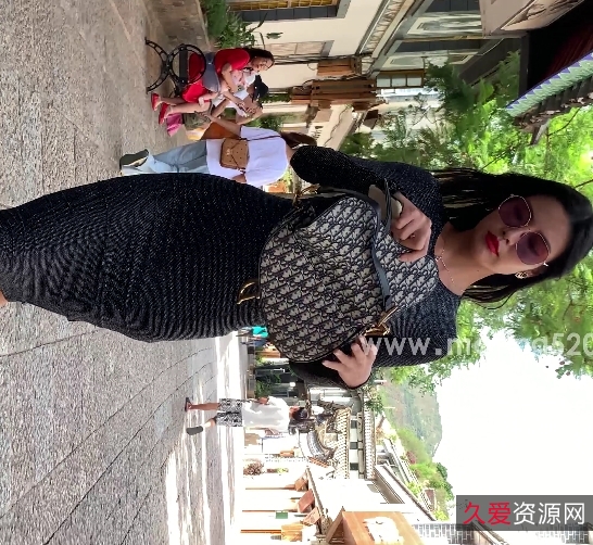 云盘长腿透视装美女合集2V6.94G小脚盛宴