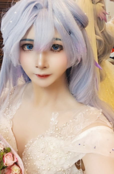 水银灯COS知更鸟绝密展示推特伪娘四人游1V450M服装诱惑