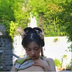 推特酒月尺度私拍大合集88部50G珍藏版