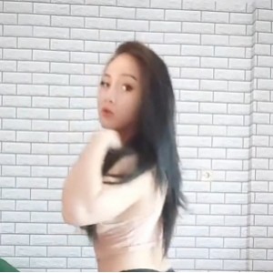 精选TS放飞自我视频160v24.2g超感觉